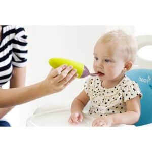 Cuillere distributrice d'aliment Squirt Tomy Produits