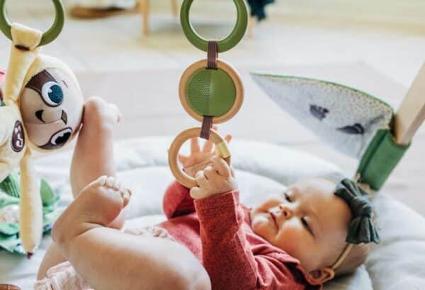 Tapis d'éveil avec Arche Boho Chic tiny love Produits