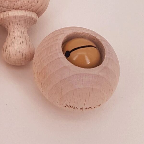 Hochet Jingla boule canelle Nina Miles Produits