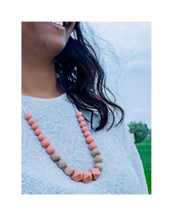 Collier d'allaitement Bo Aime Peach Baby Shell Produits
