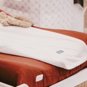 Housse Sofalange Oeko-Tex® avec serviette amovible brique - Béaba Produits