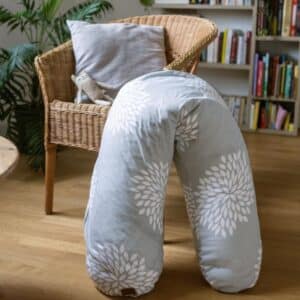 Coussin maternité Big Flopsy Jersey De Coton Flower gris - BEABA – Image 4