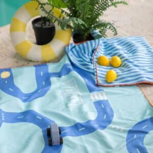 Serviette de plage 2 en 1 - bleu, orange, blanc L 180x100cm - Quut – Image 3