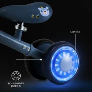 Cutie Flash Vélo d’équilibre 4 roues avec LED Bleu – dès 12 mois - Kinderkraft – Image 6