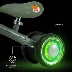 Cutie Flash Vélo d’équilibre 4 roues avec LED Vert – dès 12 mois - Kinderkraft – Image 5