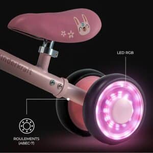 Cutie Flash Vélo d’équilibre 4 roues avec LED Rose – dès 12 mois - Kinderkraft – Image 8