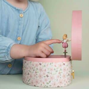 Boîte à bijoux musicale Fraise - Little Dutch – Image 9